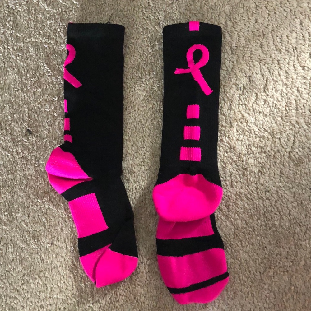 Cure cancer socks